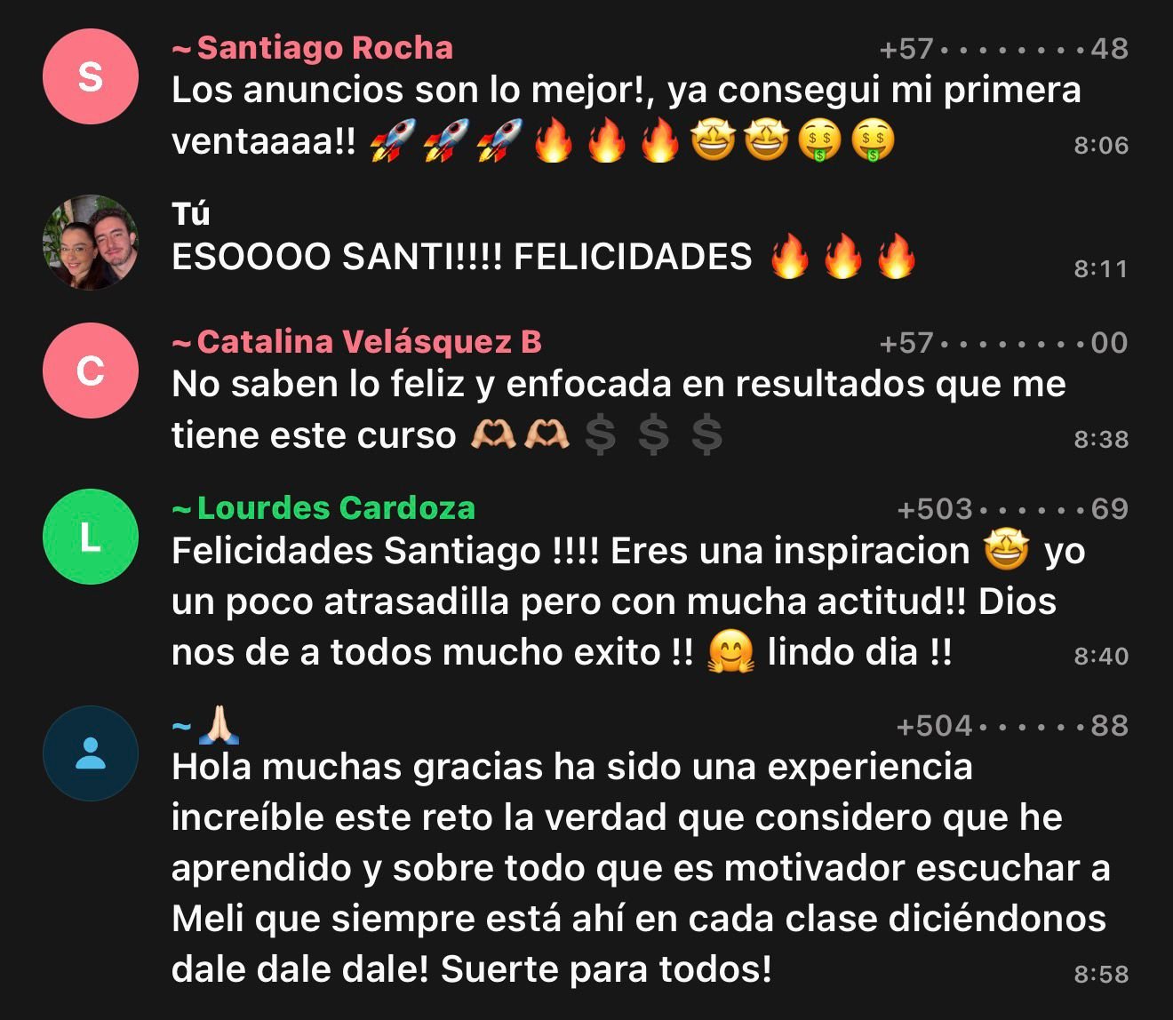 Comentarios de la comunidad del curso sobre el diseño de landing pages con inteligencia artificial