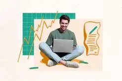 "Hombre joven trabajando con portátil sobre fondo gráfico ilustrado con análisis y documentos"