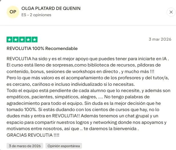 Reseña de estudiante sobre Revolutia valorando la comunidad y el aprendizaje en inteligencia artificial
